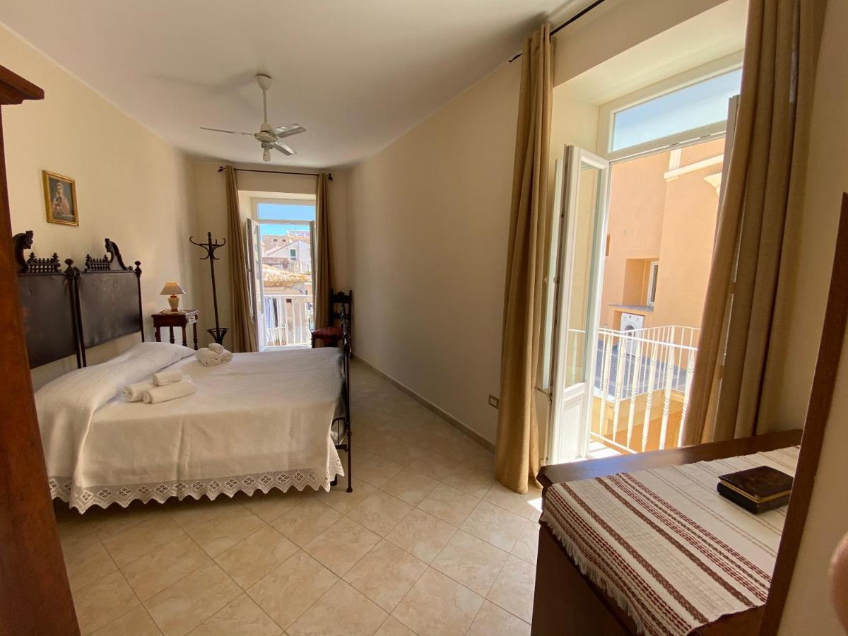 Ferienwohnung Affaccio Su Stromboli Tropea Exterior foto